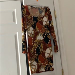 Long sleeve short dress